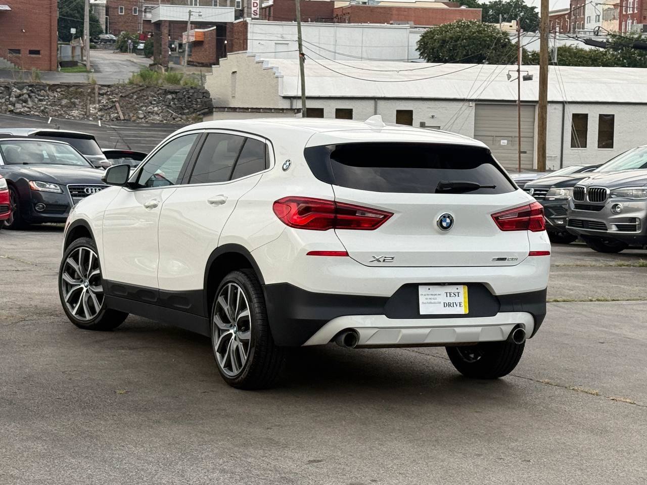 Used 2018 BMW X2 sDrive28i w/ Convenience Package FWD image 4