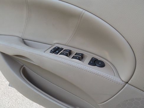 Used 2007 Buick Lucerne CXL w/ Luxury Package image 10