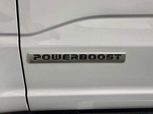 Used 2025 Ford F150 Lariat w/ Equipment Group 501A Mid image 22