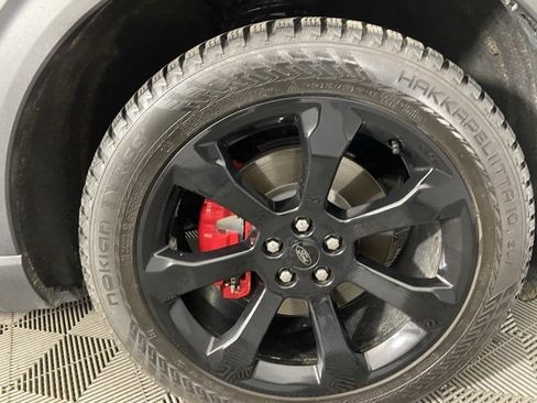 Used 2022 Ford Explorer ST w/ ST Street Pack image 26