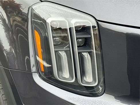 New 2025 Kia Telluride S image 34