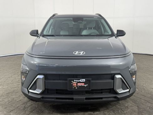 Used 2026 Hyundai Kona SEL Sport FWD image 2