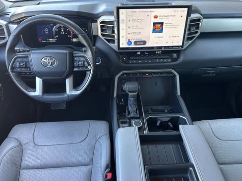 Used 2023 Toyota Tundra Limited AWD/4WD image 33