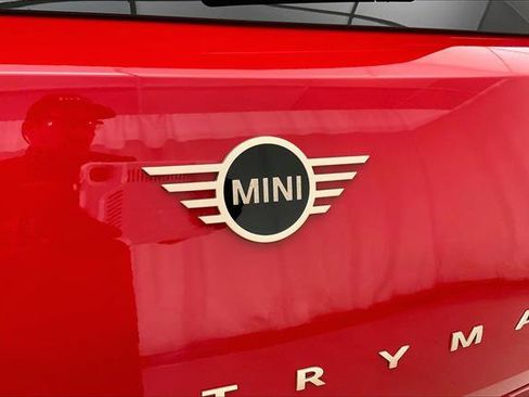 Certified 2025 MINI Cooper Countryman S w/ Comfort Package Max image 7