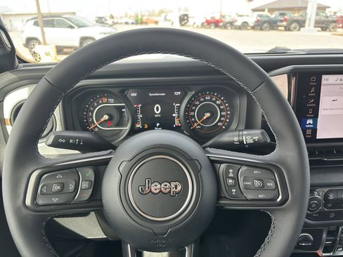 New 2026 Jeep Gladiator Sport image 18