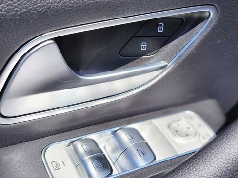New 2026 Mercedes-Benz GLS 450 4MATIC image 18