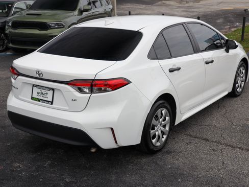 Used 2024 Toyota Corolla LE FWD image 16