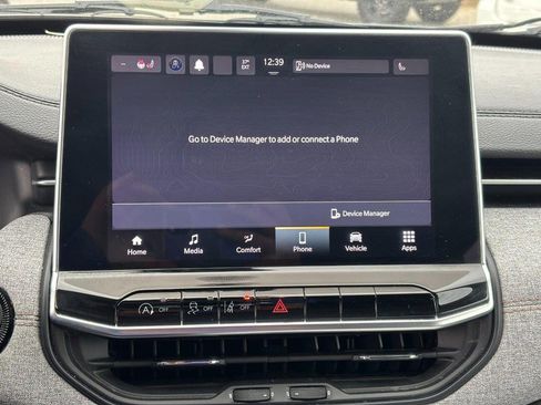 Used 2022 Jeep Compass Latitude image 23