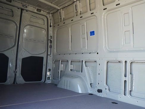 New 2025 Mercedes-Benz Sprinter 2500 image 24