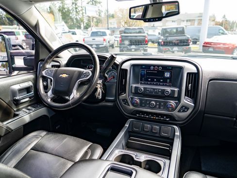 Used 2015 Chevrolet Silverado 2500 LTZ w/ Duramax Plus Package AWD/4WD image 27