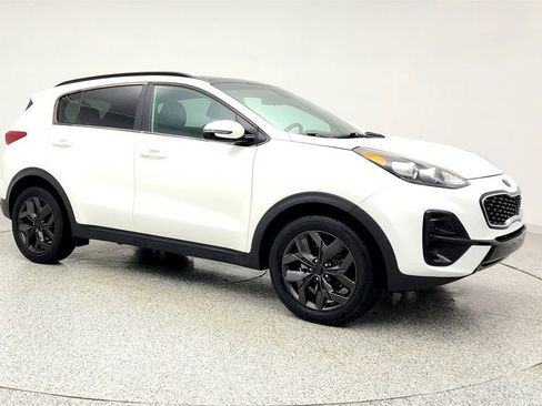 Used 2021 Kia Sportage S image 3