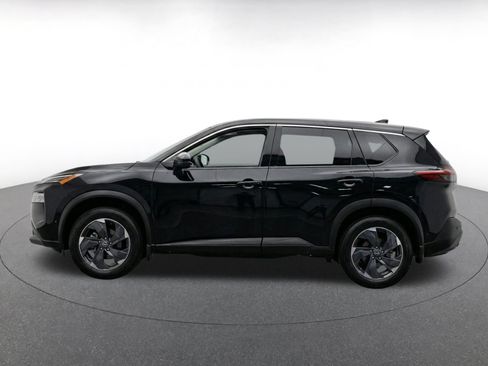 Used 2025 Nissan Rogue SV FWD image 4