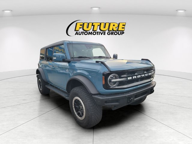 Used 2022 Ford Bronco Outer Banks w/ Sasquatch Package AWD/4WD image 1