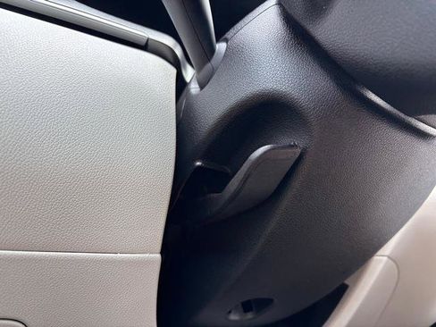 Certified 2023 Kia Sorento SX Prestige w/ Panoramic Sunroof Package image 31