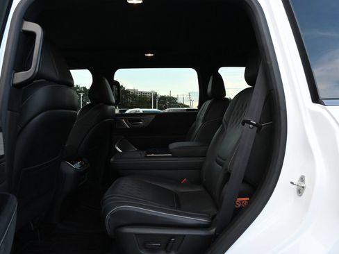 Used 2025 INFINITI QX80 Autograph AWD/4WD image 21