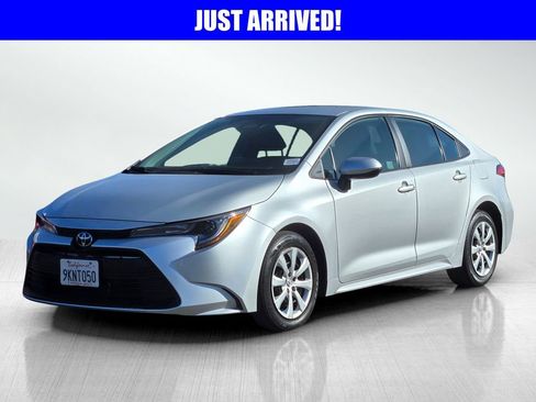 Used 2024 Toyota Corolla LE FWD image 8