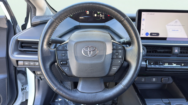 Used 2024 Toyota Prius XLE FWD image 16