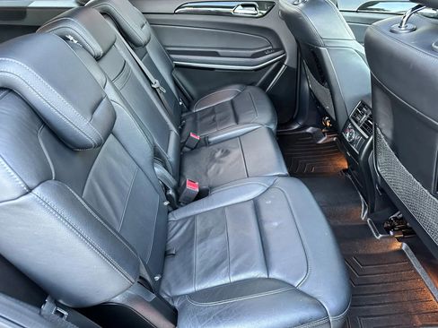 Used 2019 Mercedes-Benz GLS 550 4MATIC w/ Driver Assistance Package image 19