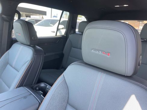 New 2026 GMC Acadia AT4 w/ Luxury Package AWD/4WD image 20