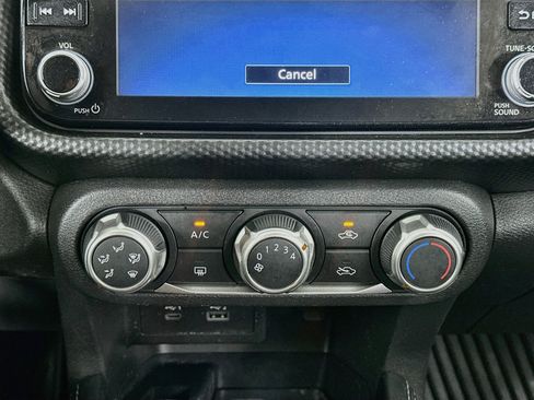Used 2023 Nissan Kicks SV FWD image 24