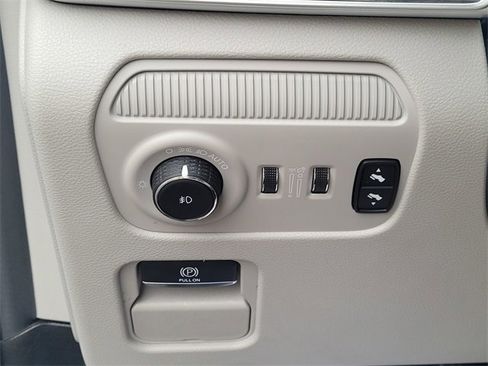 Used 2022 Jeep Wagoneer Series II image 25