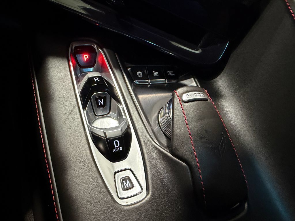 Used 2024 Chevrolet Corvette Stingray Premium Cpe RWD image 19