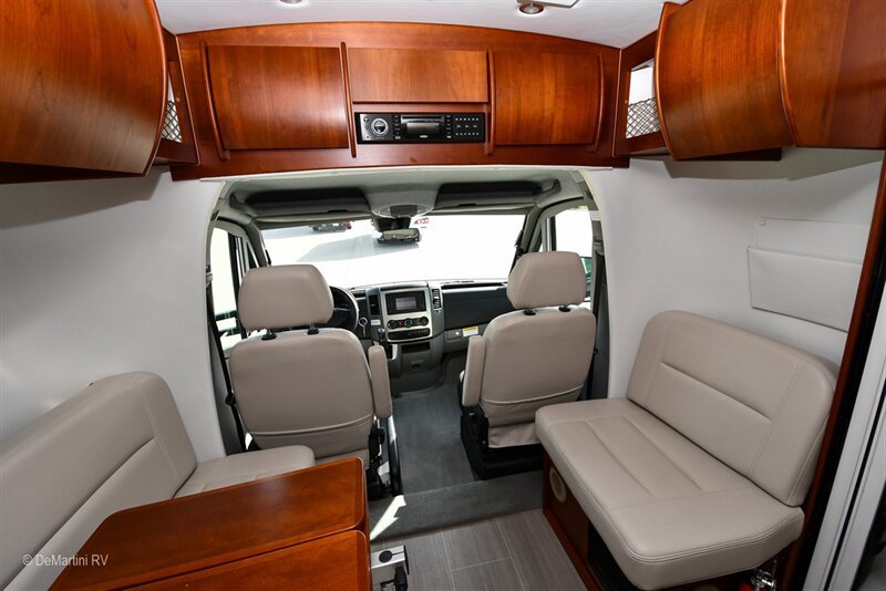 Used 2018 Mercedes-Benz Sprinter 3500 image 8