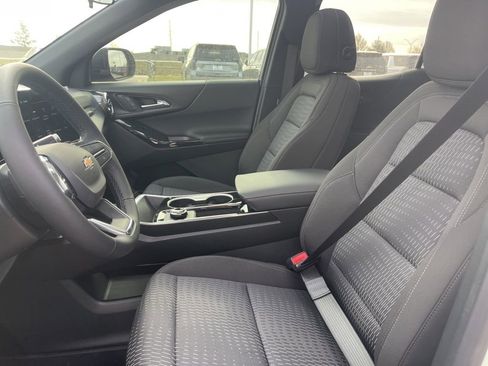 New 2026 Chevrolet Equinox LT image 19