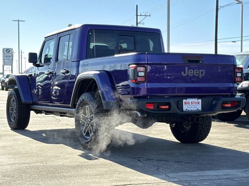 New 2026 Jeep Gladiator Mojave AWD/4WD image 9