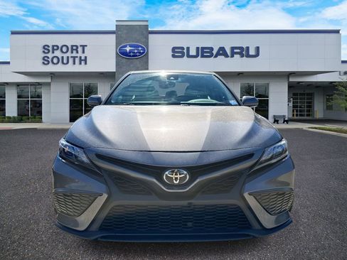 Used 2024 Toyota Camry SE image 9