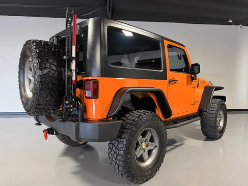 Used 2012 Jeep Wrangler Rubicon w/ PWR Convenience Group AWD/4WD image 4
