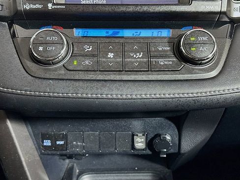 Used 2017 Toyota RAV4 XLE w/ All Weather Liner Package AWD/4WD image 17