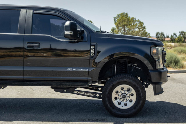 Used 2020 Ford F250 4x4 Crew Cab Super Duty image 11