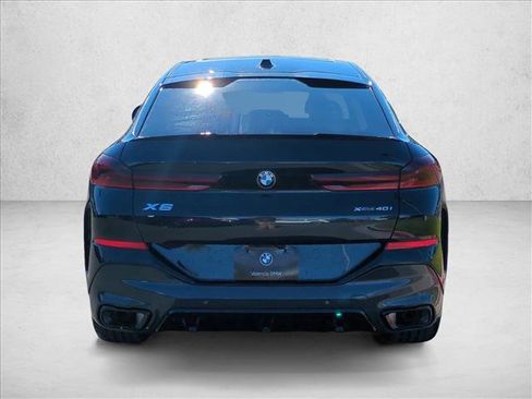 New 2026 BMW X6 xDrive40i w/ Climate Comfort Package image 8