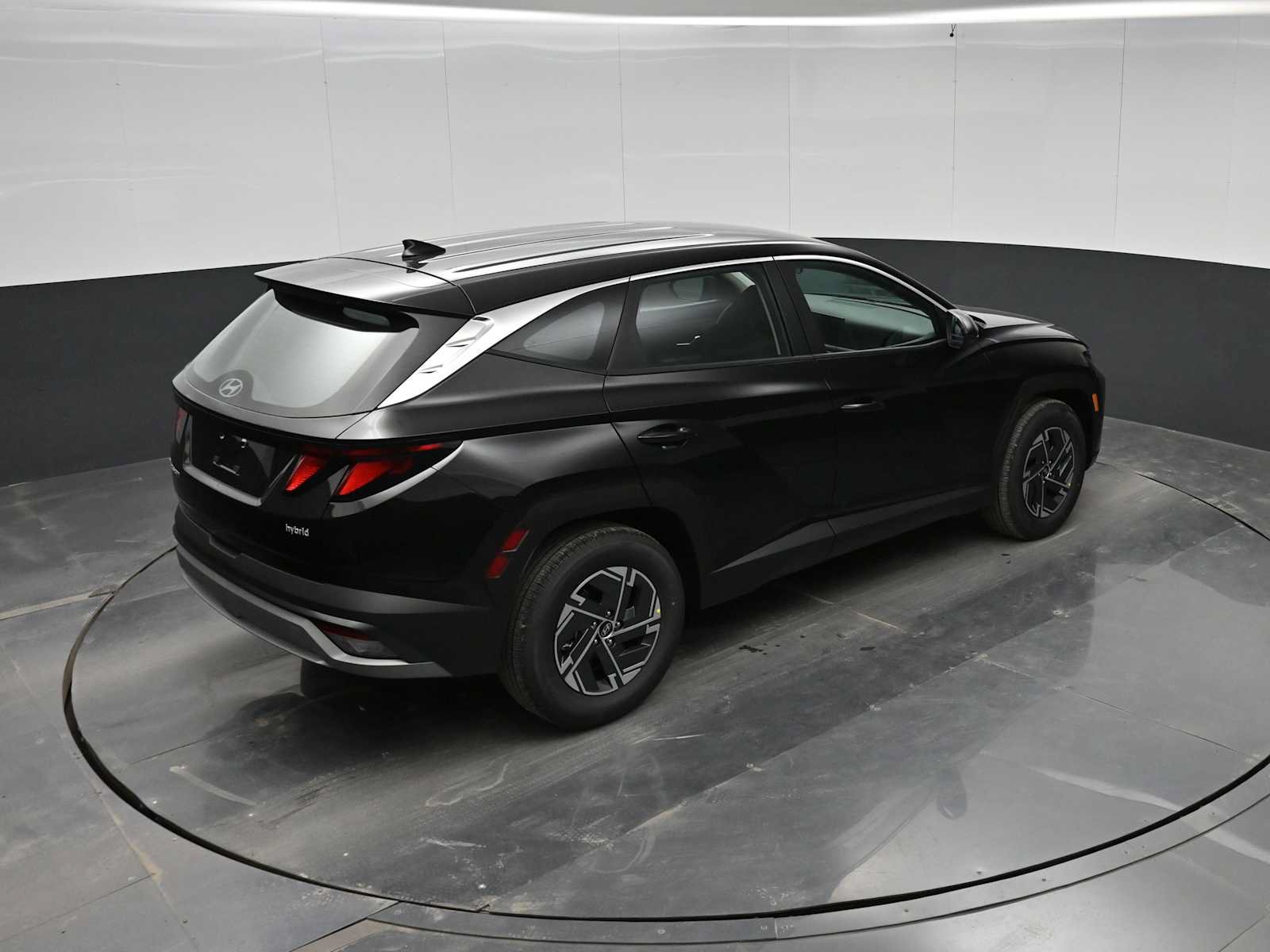 New 2026 Hyundai Tucson Blue SE FWD image 31