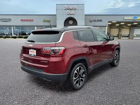 Used 2022 Jeep Compass Limited w/ Sun and Sound Group AWD/4WD image 3