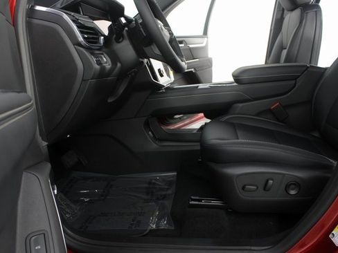 New 2026 GMC Acadia Elevation image 18