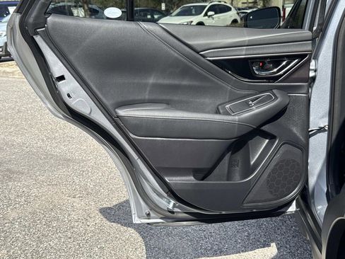 Used 2025 Subaru Outback Limited XT w/ Popular Package #2 image 11