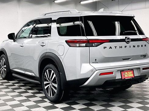 New 2025 Nissan Pathfinder Platinum w/ Lighting Package (N93) image 3