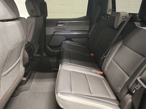 New 2026 GMC Sierra EV Elevation image 25