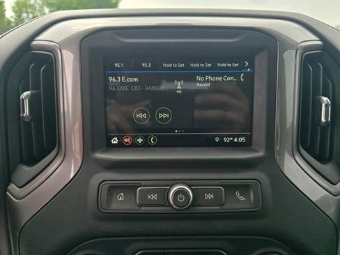 Used 2019 Chevrolet Silverado 1500 Custom w/ Custom Value Package AWD/4WD image 17