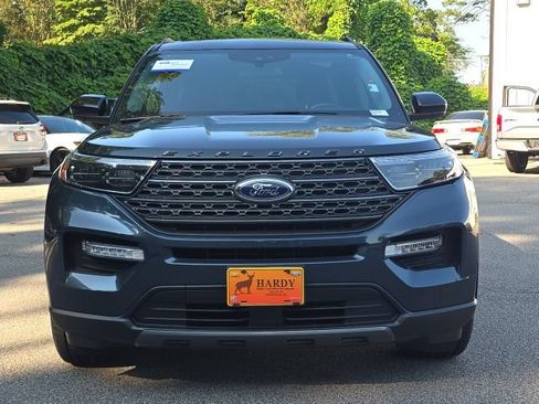 Used 2023 Ford Explorer XLT w/ Equipment Group 202A RWD image 10