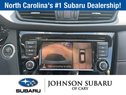 Used 2018 Nissan Rogue SV w/ Sun & Sound Touring Package FWD image 11