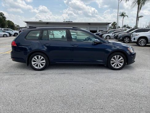 Used 2017 Volkswagen Golf S AWD/4WD image 12