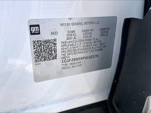 Used 2023 Chevrolet Bolt EUV Premier FWD image 30