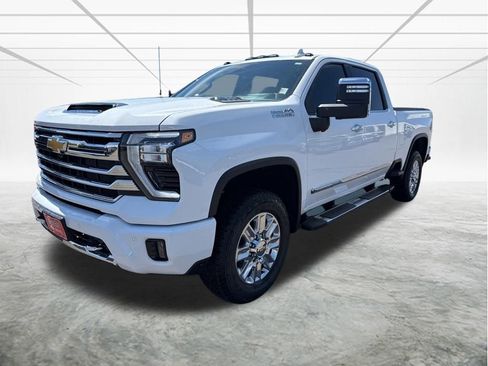 Used 2024 Chevrolet Silverado 3500 High Country w/ High Country Premium Package AWD/4WD image 1