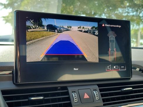 Certified 2022 Audi Q5 2.0T Premium w/ Convenience Package image 29