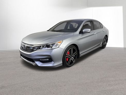 Used 2017 Honda Accord Sport image 25