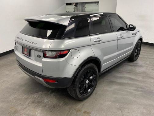 Used 2016 Land Rover Range Rover Evoque HSE Dynamic AWD/4WD image 8