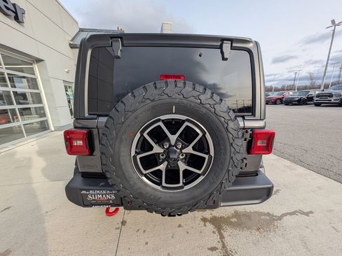New 2026 Jeep Wrangler Unlimited Rubicon AWD/4WD image 12